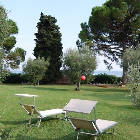 Bequi Bed & Breakfast San Felice del Benaco Bagian luar foto